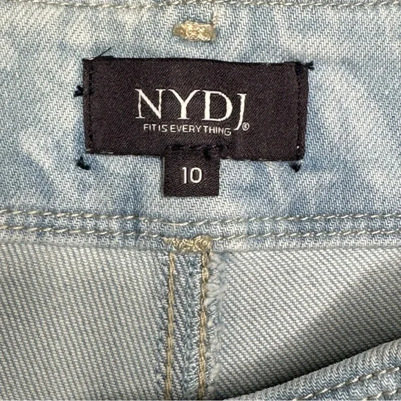 NYDJ Major Marian Annabella Print Capri Jean. Sz: 10 - Picture 10 of 14